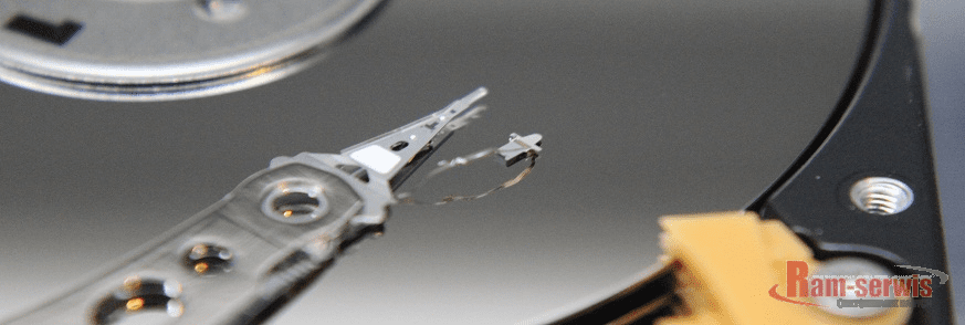 Zerwana głowica-slider