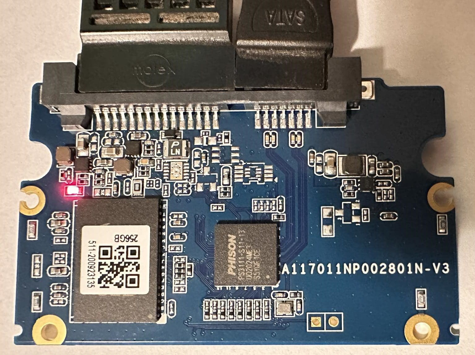 SSD wykrywany jako SATAFIRM S11 w BIOS / Windows