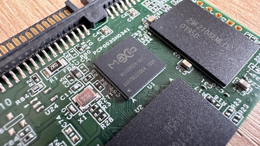 Dysk SSD, SATA przygotowany do odzyskiwania danych