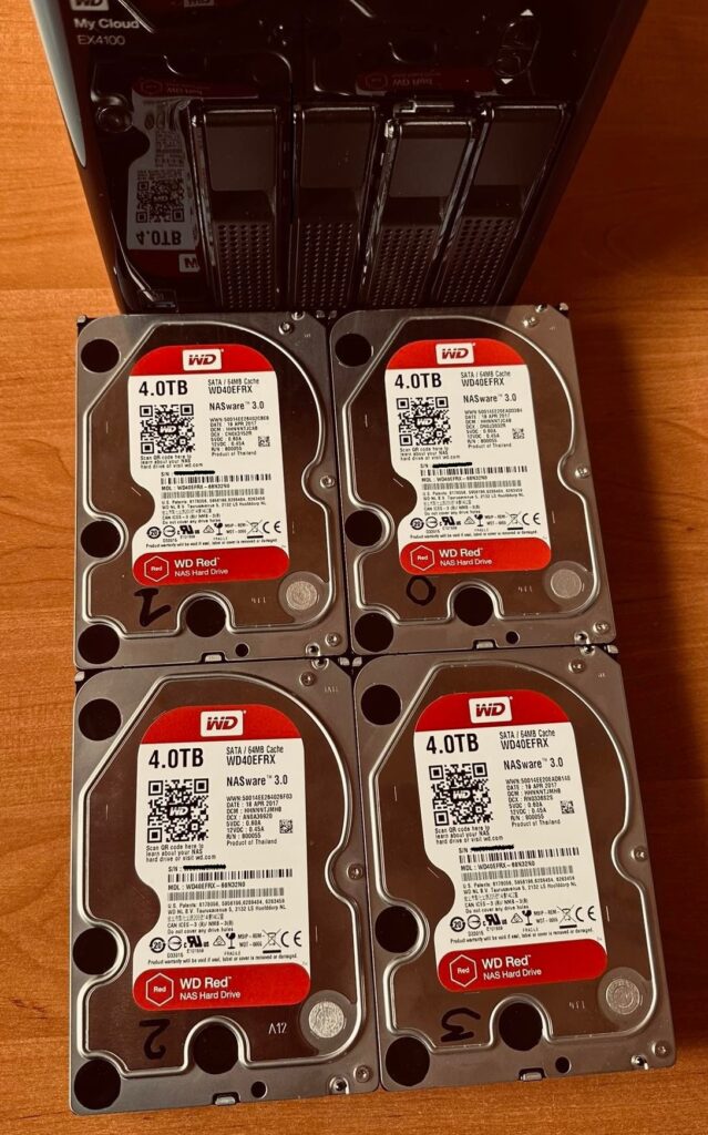 Serwer WD My Cloud EX4100 oraz cztery dyski WD Red WD40EFRX-68N32N0